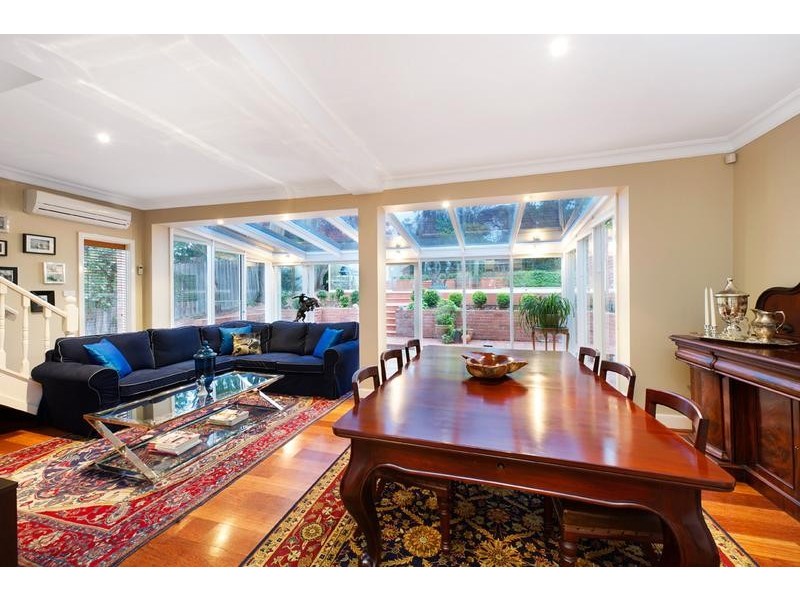 65 Valley Parade, Glen Iris VIC 3146