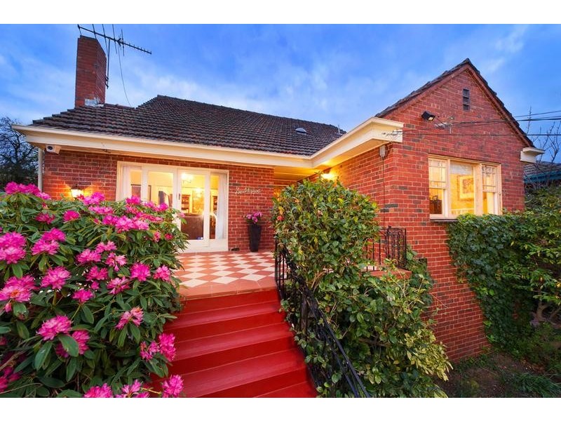 65 Valley Parade, Glen Iris VIC 3146