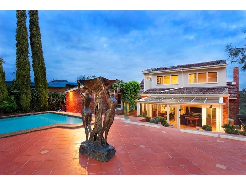 65 Valley Parade, Glen Iris VIC 3146