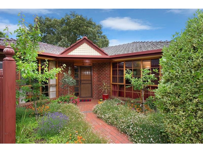 2/26 Myrniong Street, Glen Iris VIC 3146