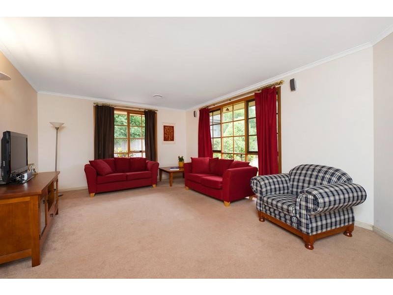 2/26 Myrniong Street, Glen Iris VIC 3146