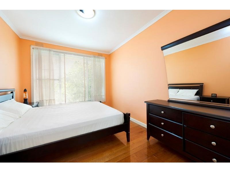 2/270 Warrigal Road, Glen Iris VIC 3146