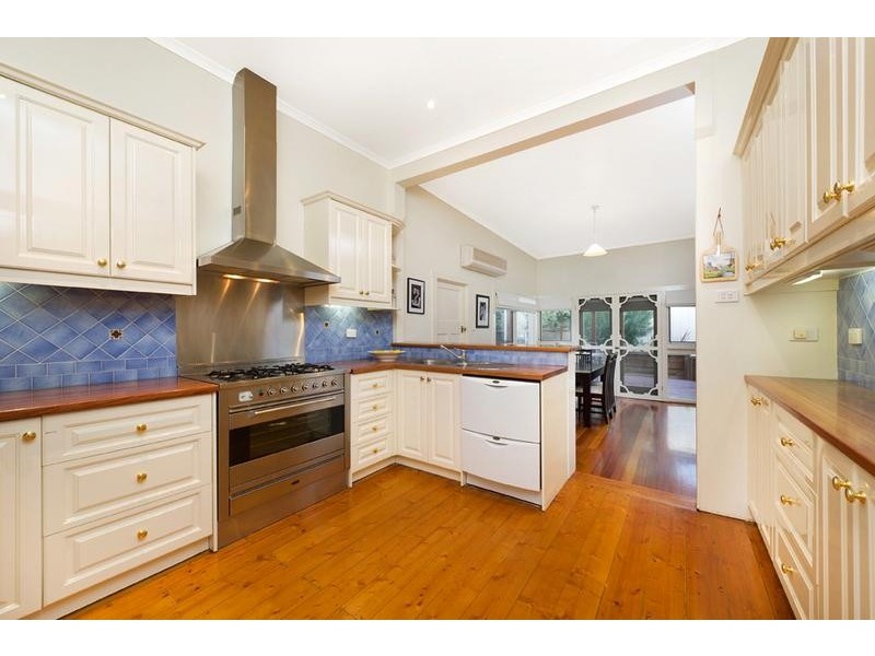 7 Summerhill Road, Glen Iris VIC 3146