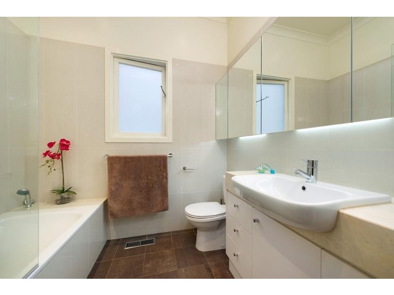 7 Summerhill Road, Glen Iris VIC 3146
