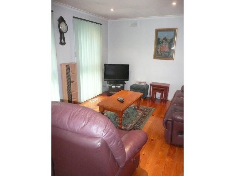 4/44 Royton Street, Burwood East VIC 3151