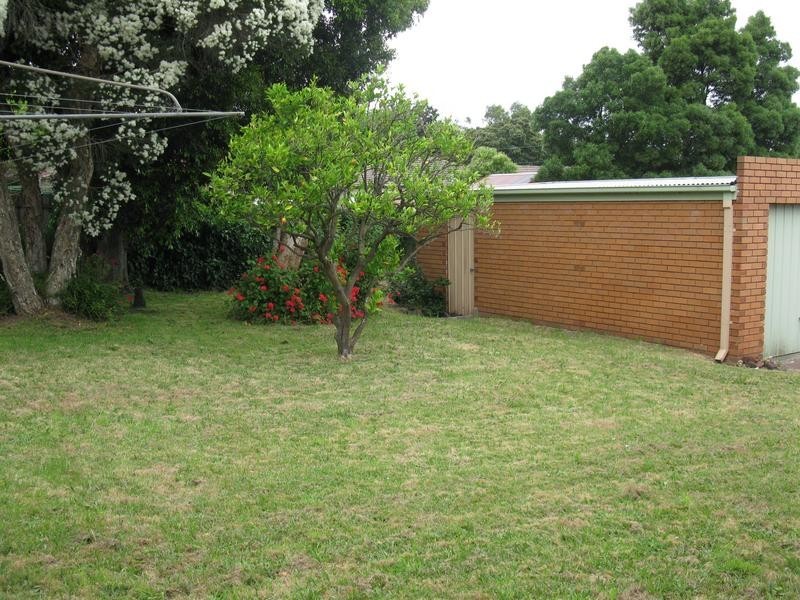 42 Cassinia Avenue, Ashwood VIC 3147