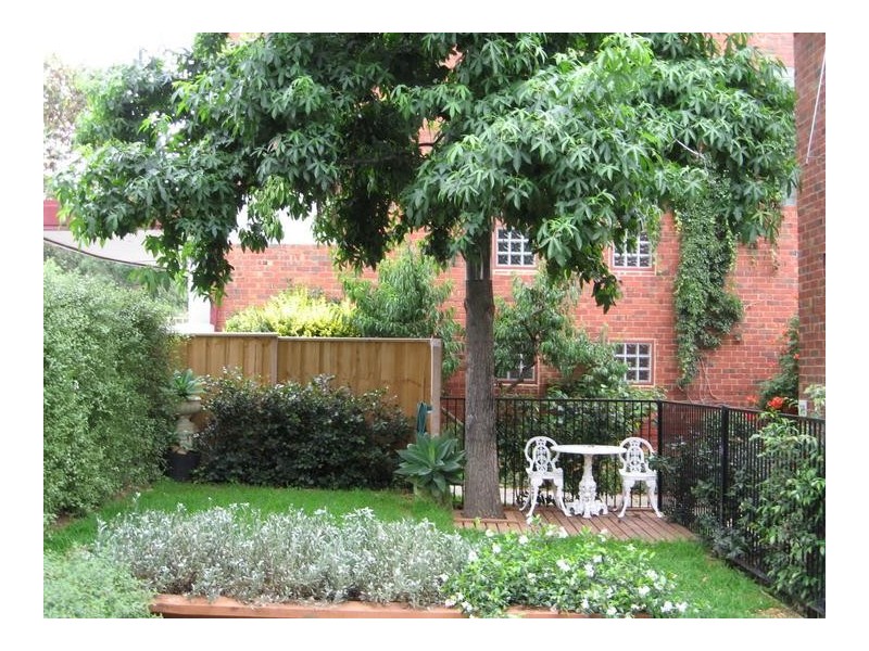 4/28 Lithgow Street, Glen Iris VIC 3146