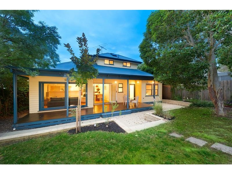10 Anthony Crescent, Box Hill North VIC 3129