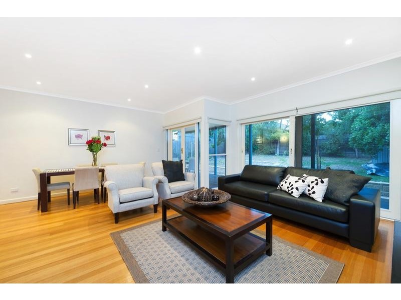10 Anthony Crescent, Box Hill North VIC 3129
