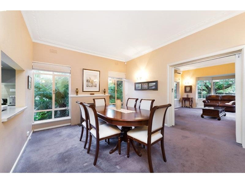 19 Bardolph Street, Glen Iris VIC 3146