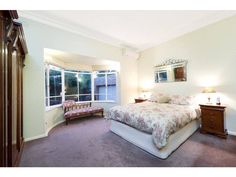 19 Bardolph Street, Glen Iris VIC 3146