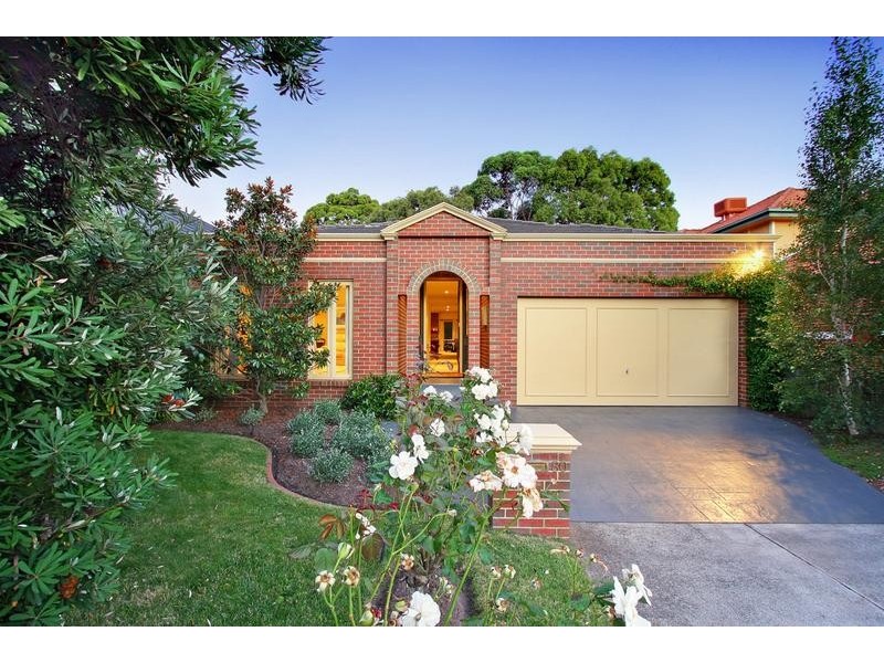 80 Murray Drive, Burwood VIC 3125