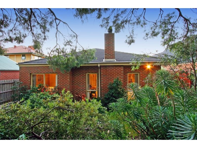 80 Murray Drive, Burwood VIC 3125