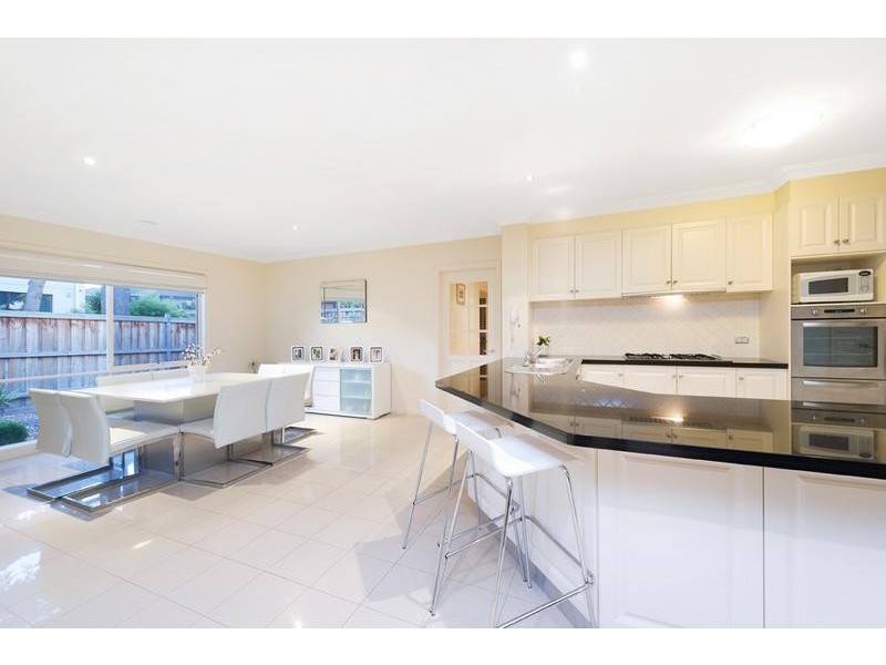 21 Moroney Drive, Chadstone VIC 3148