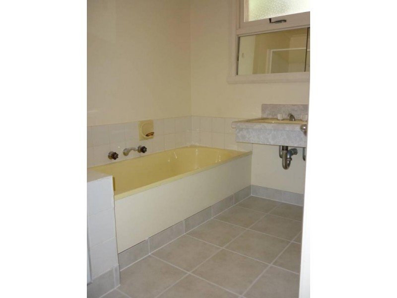 2/34 Thomas Street, Camberwell VIC 3124