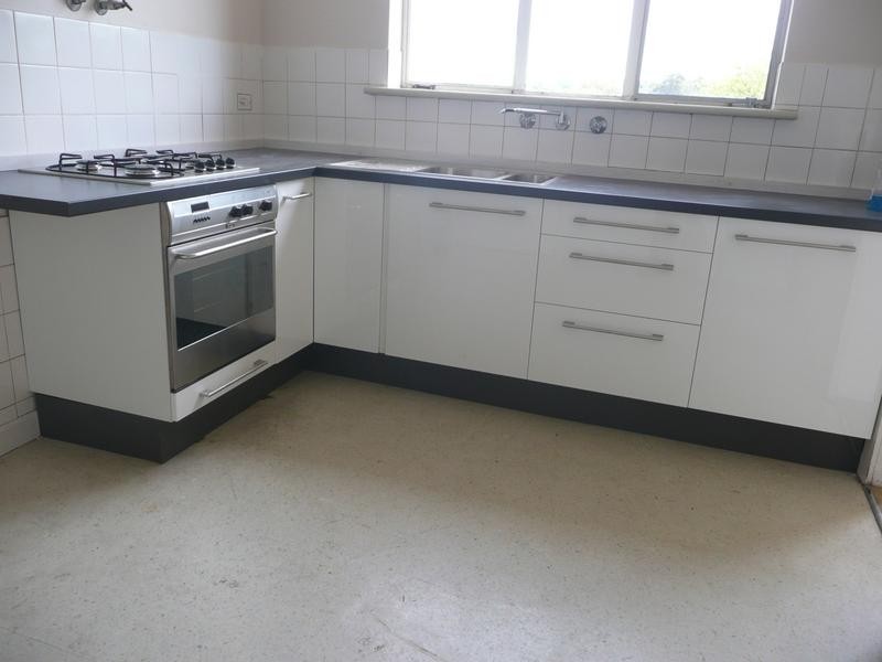 4/241 Warrigal Road, Burwood VIC 3125