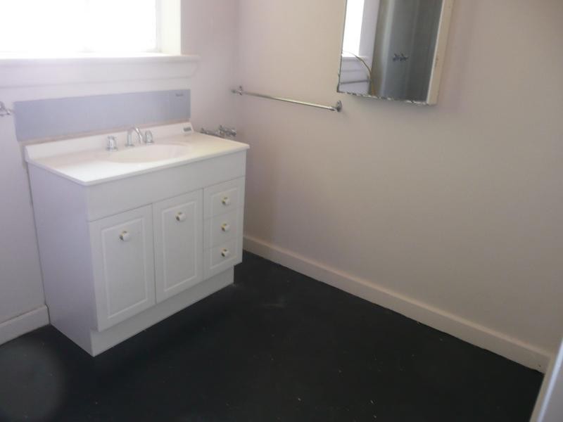 4/241 Warrigal Road, Burwood VIC 3125