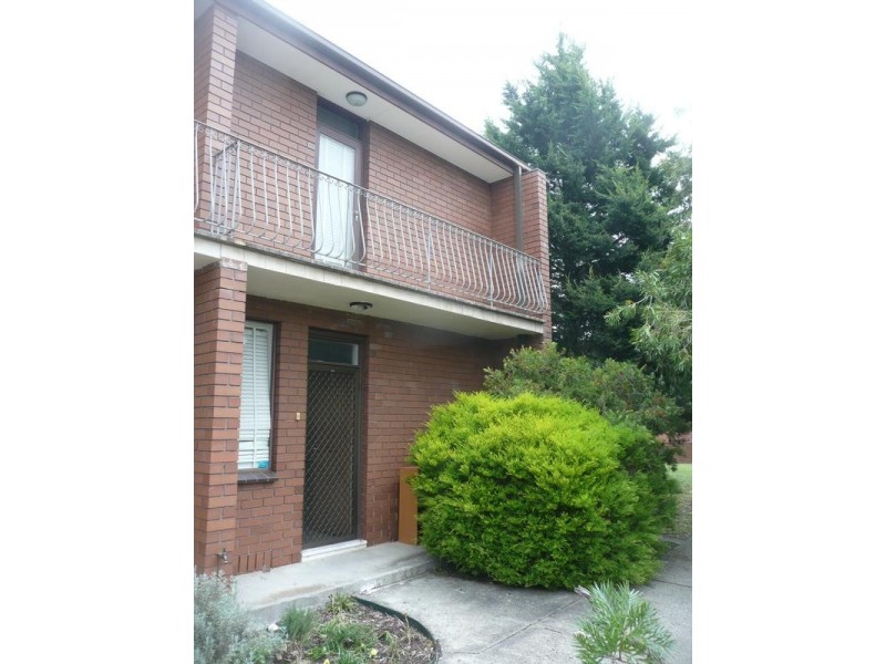 1/441 Warrigal Road, Burwood VIC 3125