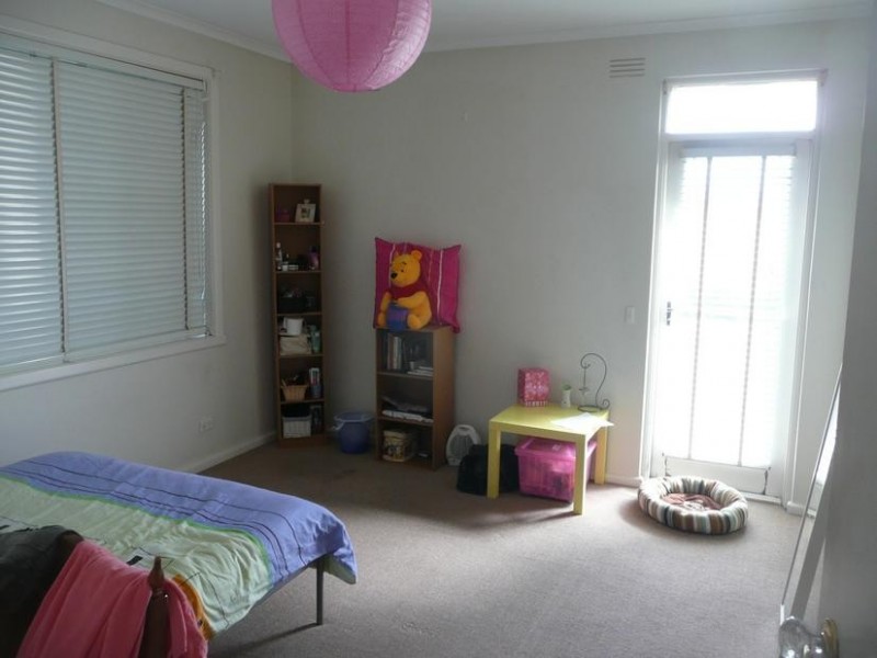 1/441 Warrigal Road, Burwood VIC 3125