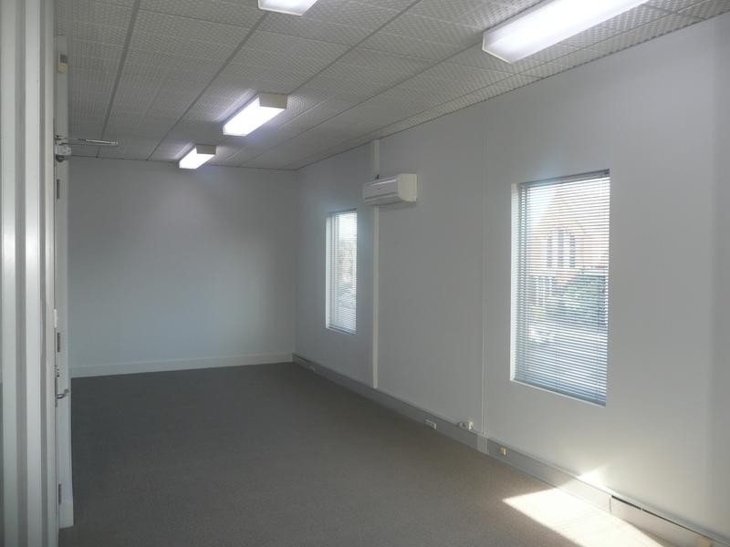 4 Burwood Highway, Burwood VIC 3125