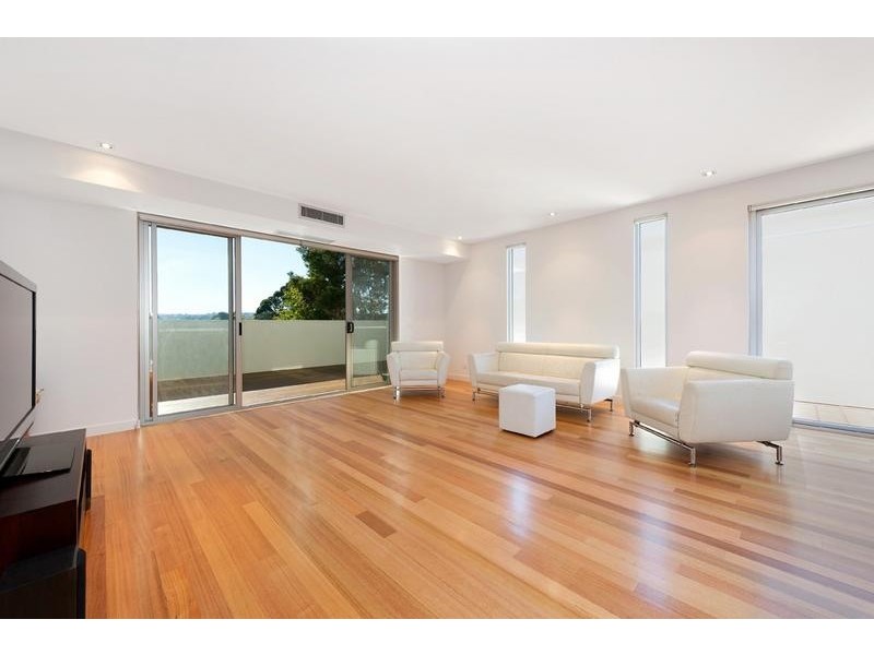 4/12 Kenilworth Grove, Glen Iris VIC 3146
