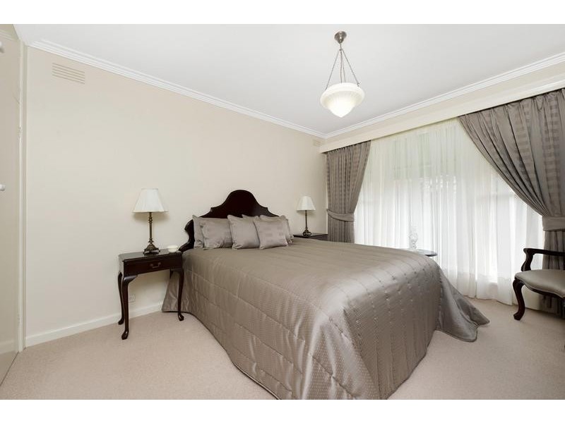 2/2 Maverston Street, Glen Iris VIC 3146