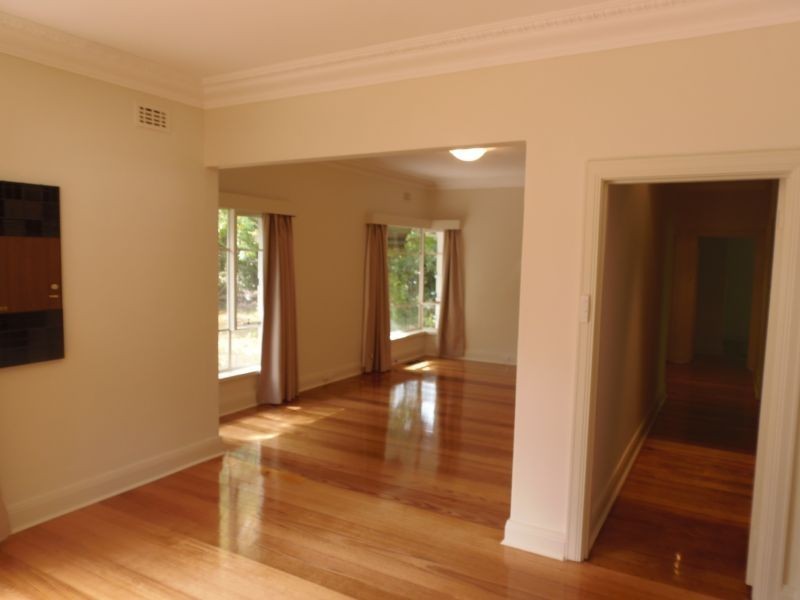 54 Bath Road, Glen Iris VIC 3146