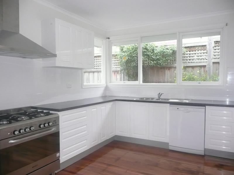 2/5 Stornaway Road, Camberwell VIC 3124