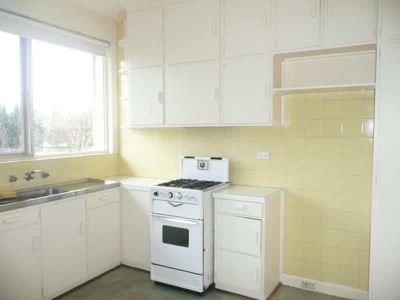 4/13 Myrniong Street, Glen Iris VIC 3146