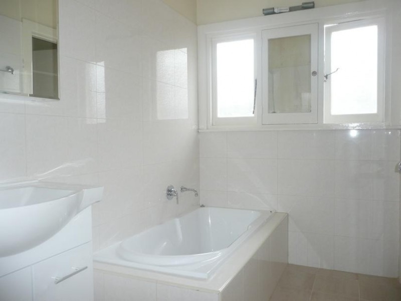 42 Bath Road, Glen Iris VIC 3146