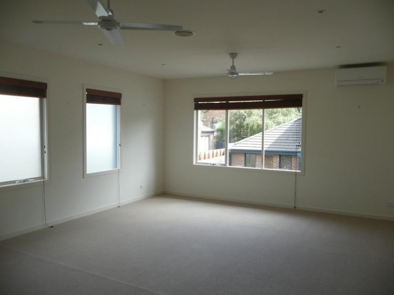 1/12 Duke Street, Ashburton VIC 3147