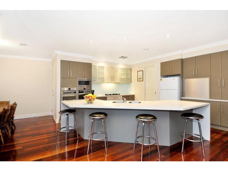 5 Moroney Drive, Chadstone VIC 3148