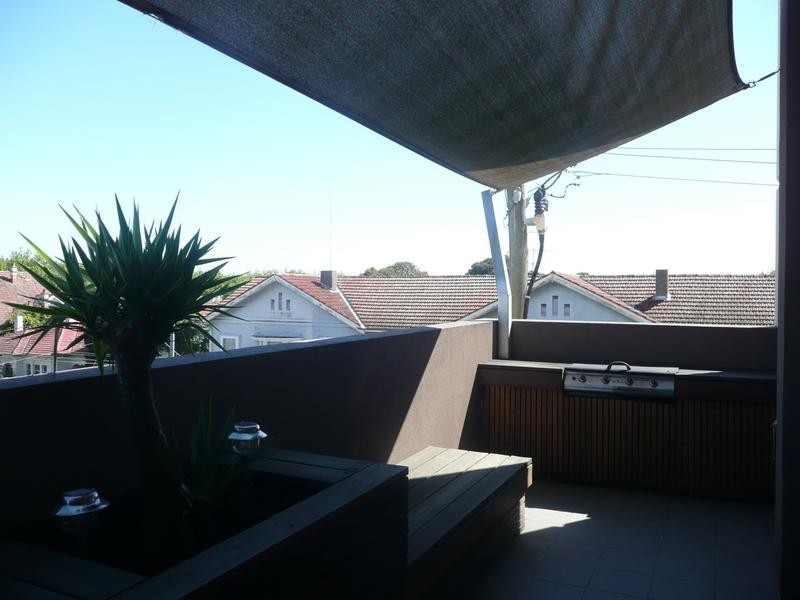 11/92-94 Waverley Road, Malvern East VIC 3145