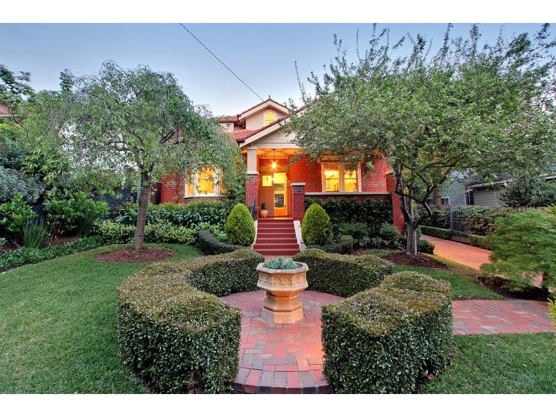 10 Kardinia Road, Glen Iris VIC 3146
