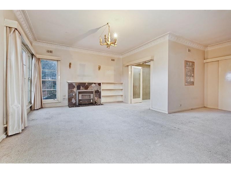 6 Clonarg Street, Glen Iris VIC 3146