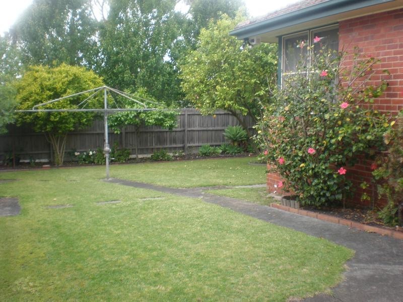 39 Athelstan Road, Camberwell VIC 3124