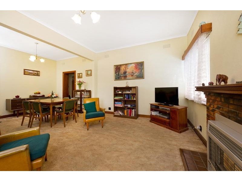 54 Summerhill Road, Glen Iris VIC 3146