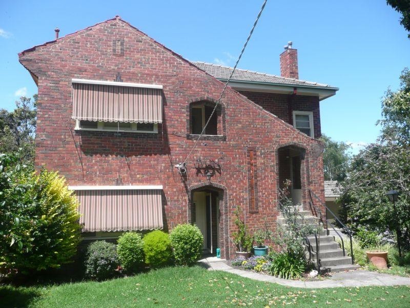 2/33 Acheron Avenue, Camberwell VIC 3124