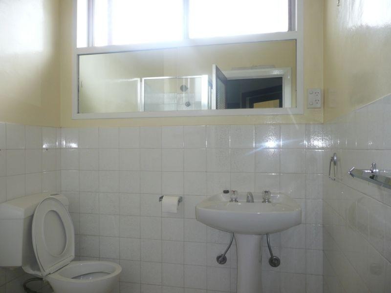 2/33 Acheron Avenue, Camberwell VIC 3124