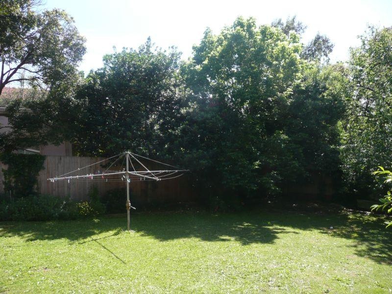 2/33 Acheron Avenue, Camberwell VIC 3124