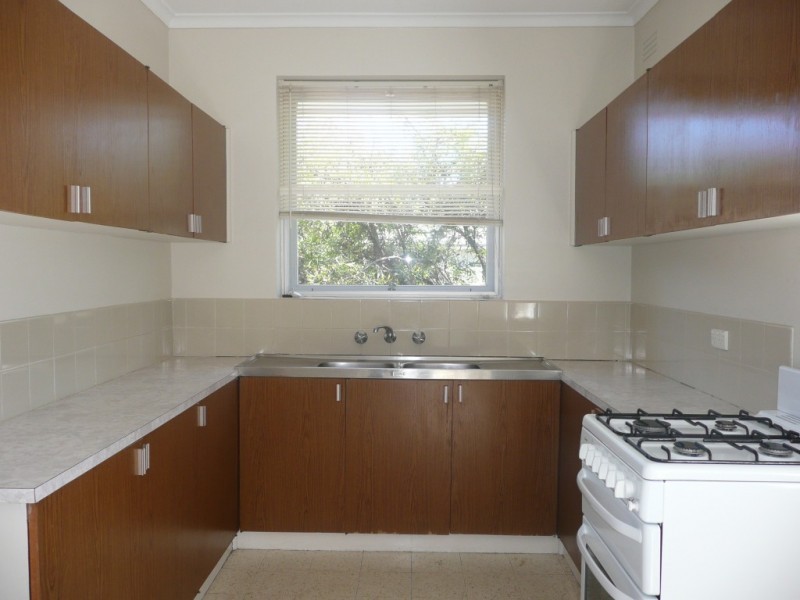 10/5 Holly Street, Camberwell VIC 3124
