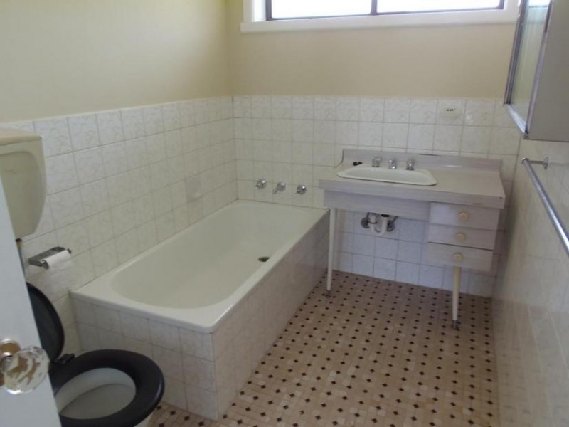 1/441 Warrigal Road, Burwood VIC 3125