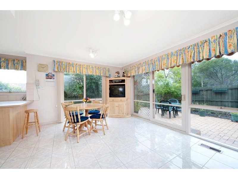 3/16 Newbigin Street, Burwood VIC 3125