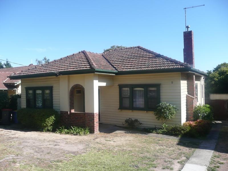 5 Braeside Avenue, Camberwell VIC 3124