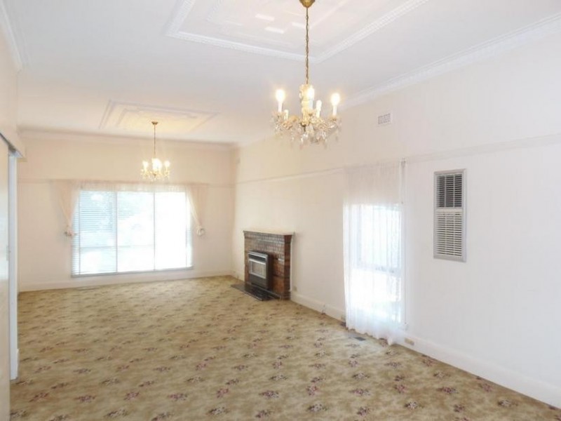 28 Denman Avenue, Glen Iris VIC 3146