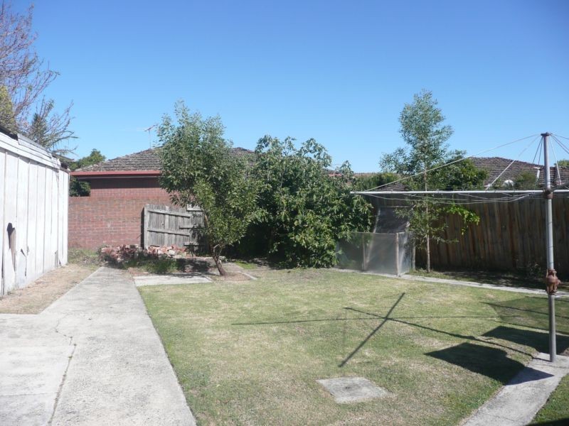 2 Bardolph Street, Glen Iris VIC 3146