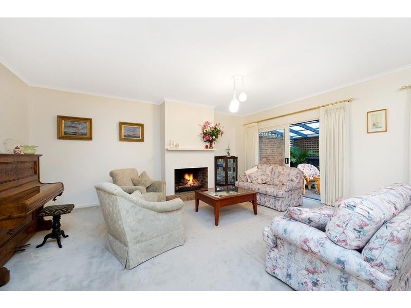 2/35 Summerhill Road, Glen Iris VIC 3146