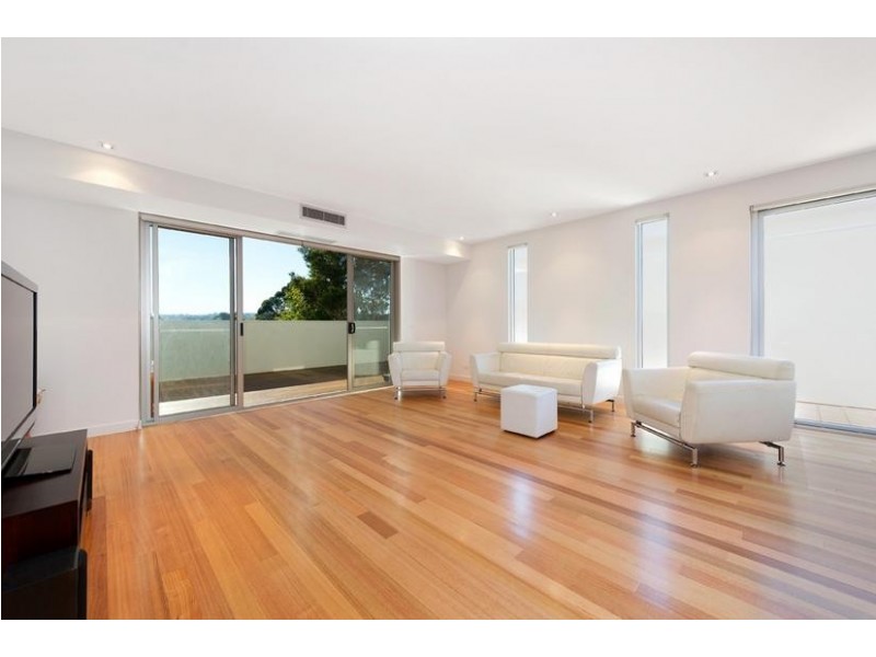 4/12 Kenilworth Grove, Glen Iris VIC 3146