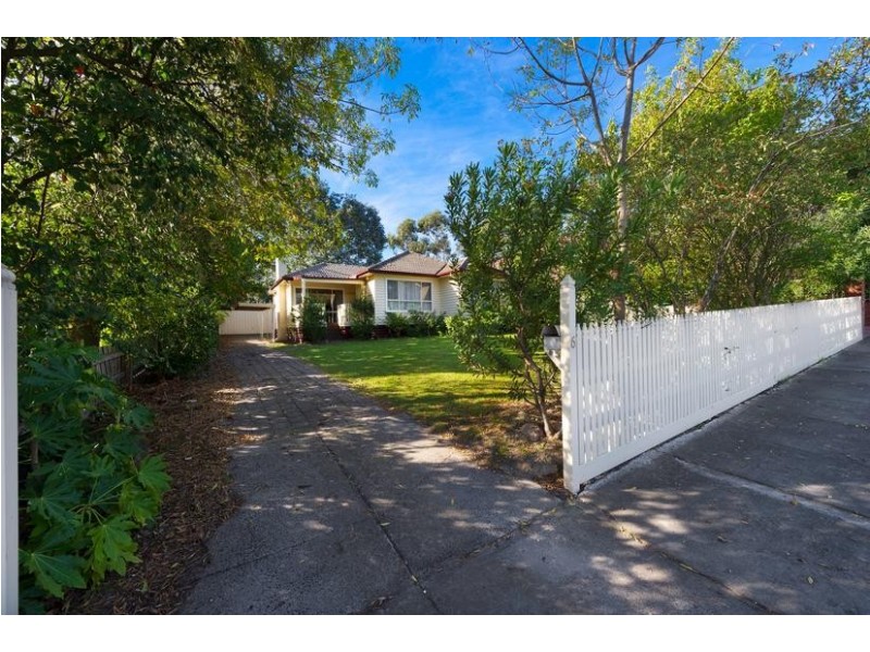 6 Stewart Street, Burwood VIC 3125