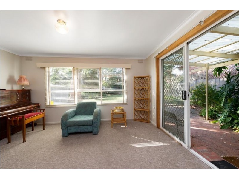 6 Stewart Street, Burwood VIC 3125